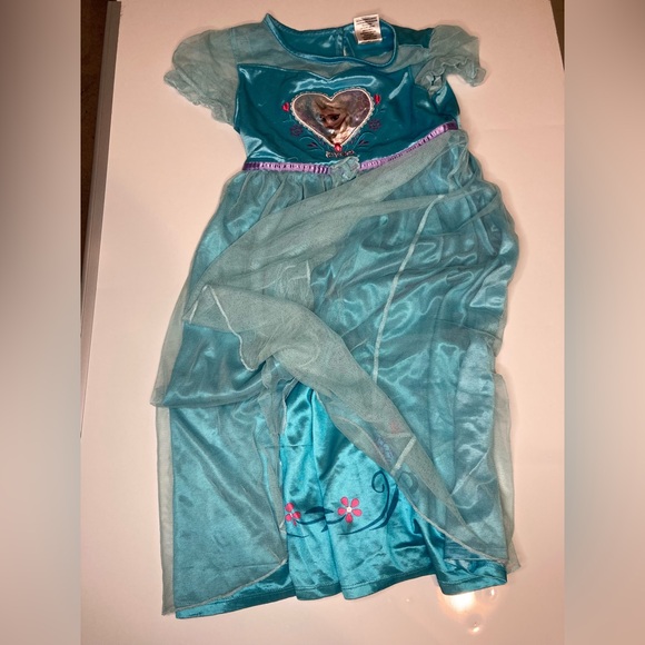 Disney frozen Elsa costume - Picture 7 of 13